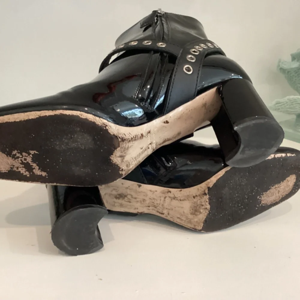 MIU MIU Eyelet Embellished Patent Leather Ankle Boots Black Size 37.5 7